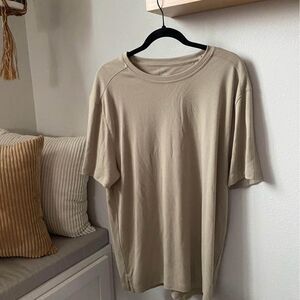 NEW WITH TAGS MENE SHIRT SIZE LARGE